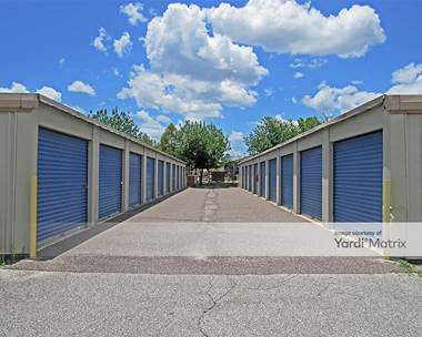 Storage Units for Rent available at 1132 South Main Street, Gainesville, FL 32601
