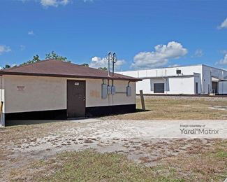 Photo 2 of Mathews Moving-Storage - 1202 Carr Street, Palatka, FL