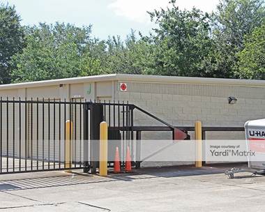 Storage Units for Rent available at 800 North Spring Garden Avenue, Deland, FL 32720