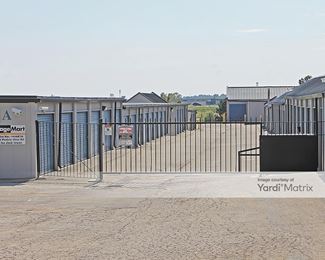 Photo 2 of StorageMart - 8900 NW Prairie View Road, Kansas City, MO