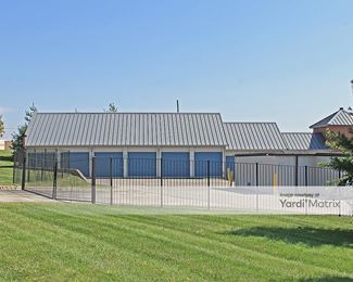 Photo 4 of StorageMart - 8900 NW Prairie View Road, Kansas City, MO