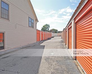 Photo 4 of Public Storage - 2700 M 291 Frontage Road, Independence, MO