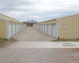 Photo 4 of Sure Lock Storage - 801 92 Highway, Kearney, MO