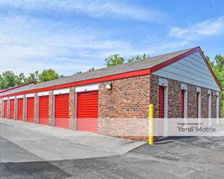 Photo 3 of iStorage - 6810 North Oak Trfy, Gladstone, MO