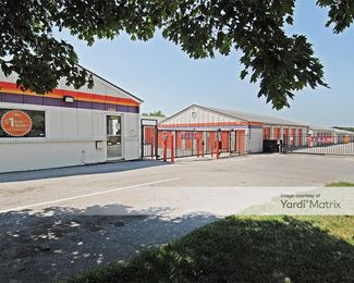Photo 2 of Public Storage - 5601 East 112th Terrace, Kansas City, MO