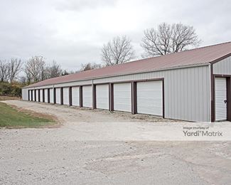 Photo 2 of J-D Storage - 18800 North US Highway 69, Lawson, MO