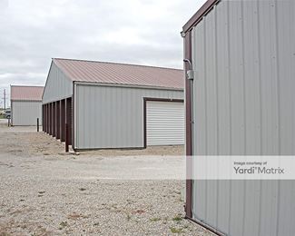 Photo 5 of J-D Storage - 18800 North US Highway 69, Lawson, MO