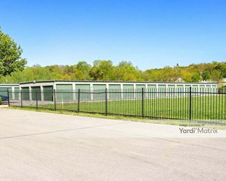 Photo 4 of Public Storage - 13824 Blue Pkwy, Kansas City, MO