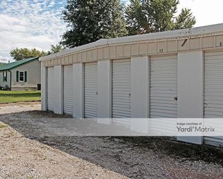 Photo 1 of StorageMart - 7101 Stewart Road, Pleasant Valley, MO