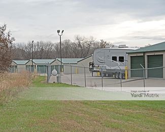 Photo 4 of North Park Storage - 1123 North Jefferson Street, Kearney, MO