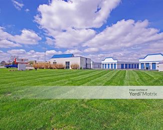 Photo 2 of Storage Rentals of America - 71 Executive Drive, Highland, IL