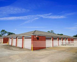 Photo 1 of Devon Self Storage - 13800 Veterans Memorial Drive, Houston, TX