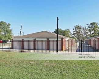 Photo 5 of Devon Self Storage - 13800 Veterans Memorial Drive, Houston, TX