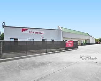 Photo 6 of Devon Self Storage - 6610 Highway 6 North, Houston, TX