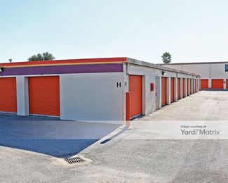 Photo 4 of Public Storage - 3555 South Loop West, Houston, TX