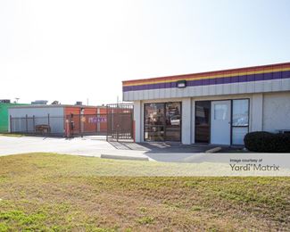 Photo 4 of Public Storage - 6502 Highway 6 South, Houston, TX