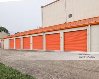 Photo 3 of Public Storage - 2006 Westheimer Road, Houston, TX