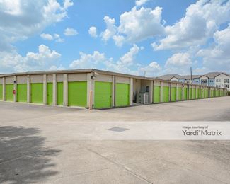 Photo 2 of Extra Space Storage - 13033 Jones Road, Houston, TX
