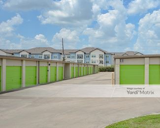 Photo 4 of Extra Space Storage - 13033 Jones Road, Houston, TX