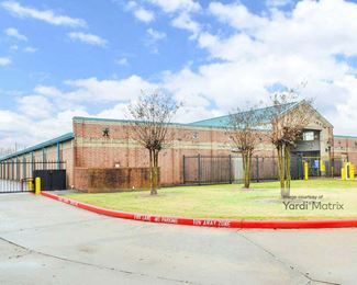 Photo 3 of Extra Space Storage - 4717 Cartwright Road, Missouri City, TX