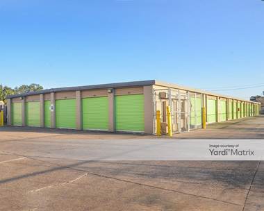 Storage Units for Rent available at 2010 Wilcrest Drive, Houston, TX 77042