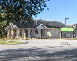 Photo 1 of Extra Space Storage - 1435 Silverado Drive, Houston, TX
