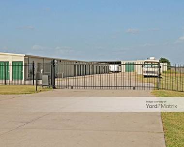 Storage Units for Rent available at 9823 Harlem Road, Richmond, TX 77407