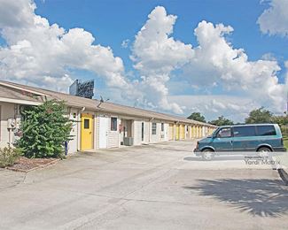Photo 3 of Storage Rentals of America - 3075 Enterprise Road, Debary, FL
