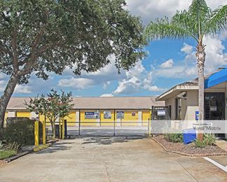 Photo 4 of Storage Rentals of America - 3075 Enterprise Road, Debary, FL
