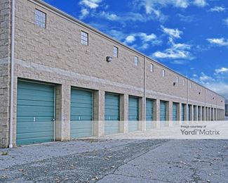 Photo 2 of TAR Self Storage - 3054 Washington Road, McMurray, PA