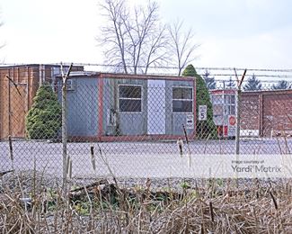 Photo 1 of Trader Jack-s Storage - 983 Steen Road, Bridgeville, PA