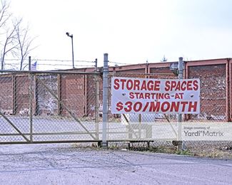 Photo 2 of Trader Jack-s Storage - 983 Steen Road, Bridgeville, PA
