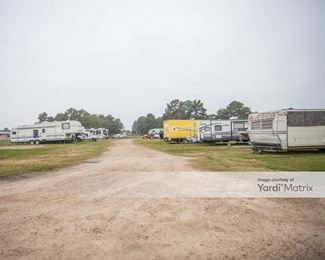 Photo 3 of Perry Road Storage - 13635 Perry Road, Houston, TX