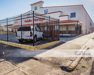 Photo 3 of Public Storage - 2405 Jackson Street, Houston, TX
