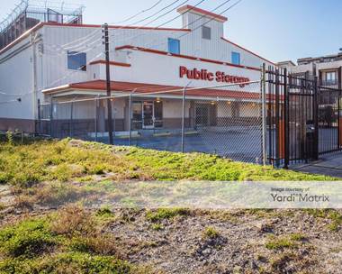 Storage Units for Rent available at 2405 Jackson Street, Houston, TX 77004