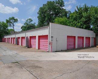 Photo 5 of CubeSmart Self Storage - 3735 Mangum Road, Houston, TX