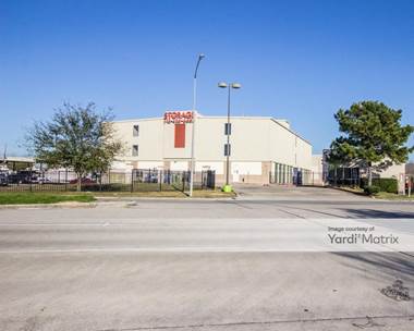 Storage Units for Rent available at 1770 E T C Jester Blvd, Houston, TX 77008