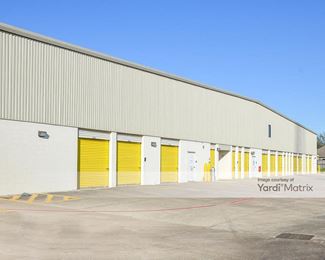 Photo 2 of Extra Space Storage - 12555 Richmond Avenue, Houston, TX