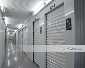 Photo 4 of Extra Space Storage - 12555 Richmond Avenue, Houston, TX