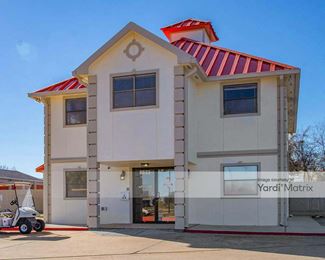 Photo 1 of Public Storage - 8633 West Airport Blvd, Houston, TX