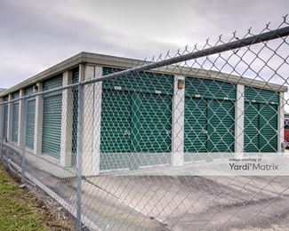Photo 3 of Public Storage - 10220 Beechnut Street, Houston, TX