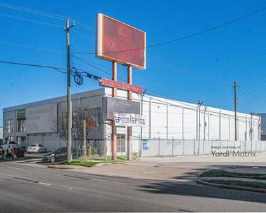 Storage Units for Rent available at 6853 Southwest Fwy, Houston, TX 77074