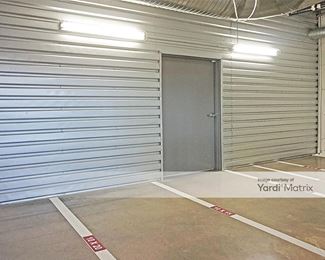 Photo 3 of Big Tex Self Storage - 1810 Richmond Avenue, Houston, TX