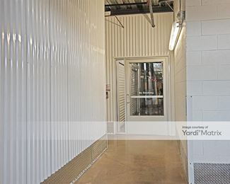Photo 4 of Big Tex Self Storage - 1810 Richmond Avenue, Houston, TX