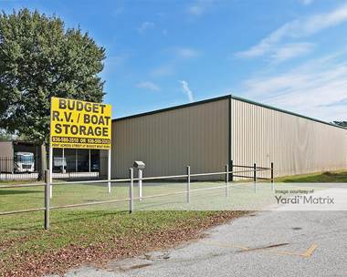 Storage Units for Rent available at 100 Dam Site Road, Conroe, TX 77304