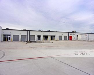 Photo 4 of Megacenter Willowbrook Self Storage - 7075 FM 1960 Road West, Houston, TX
