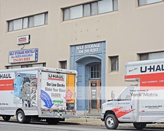 Photo 4 of W-Ave Self Storage - 1335 Convention Plaza, St. Louis, MO