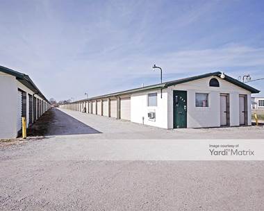 Storage Units for Rent available at 200 South Moreland Road, Bethalto, IL 62010