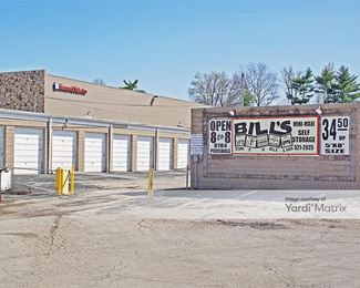 Photo 2 of Extra Space Storage - 8784 Pershall Road, Hazelwood, MO