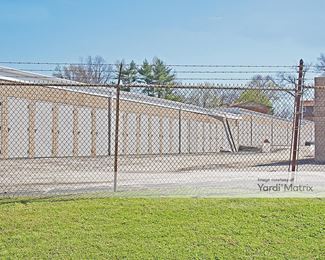 Photo 4 of Extra Space Storage - 8784 Pershall Road, Hazelwood, MO